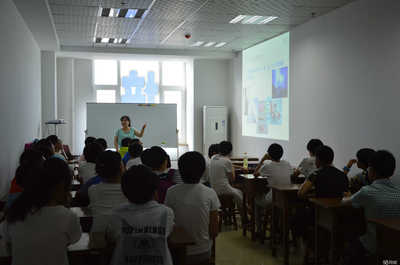 搭建藝術橋梁，啟迪智慧心靈——記太原啟智源文化藝術培訓學校文化交流活動